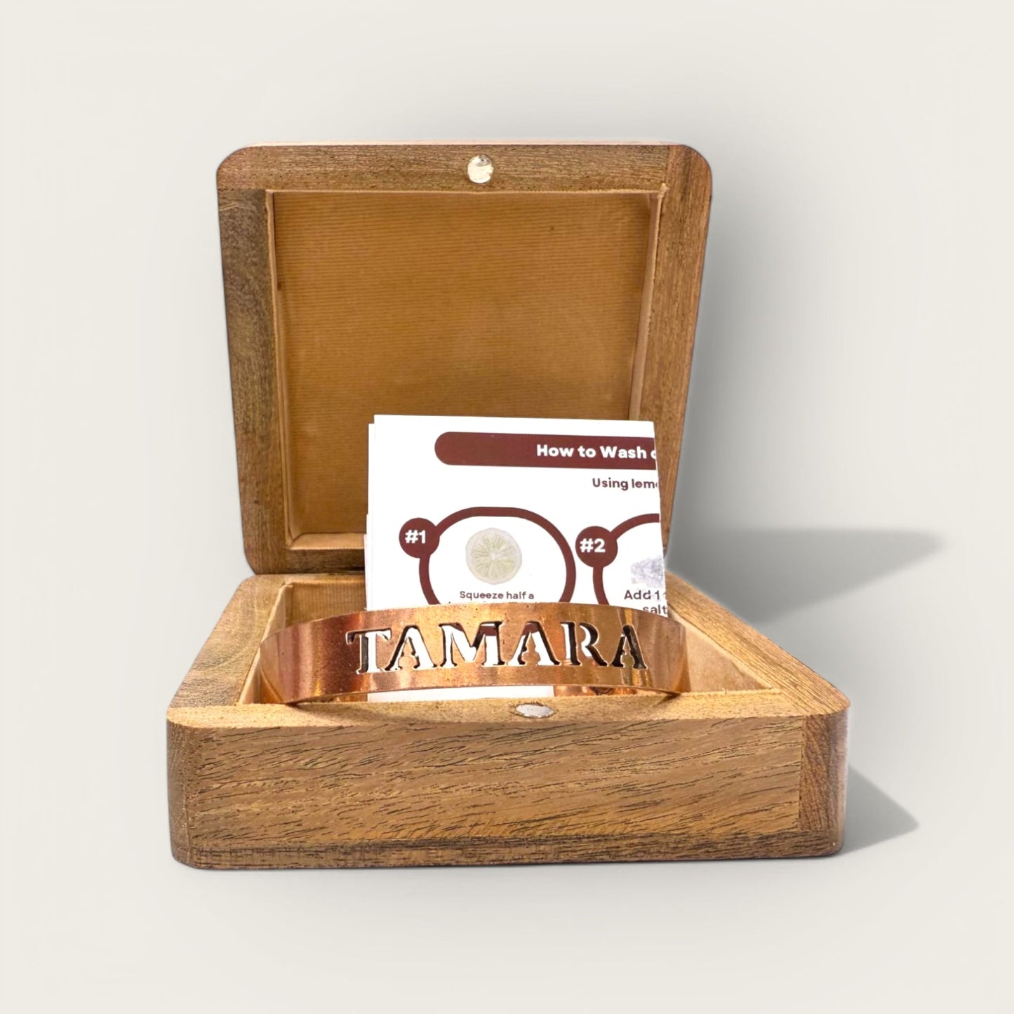 Tamara Tatva (Magnetic Wristband)